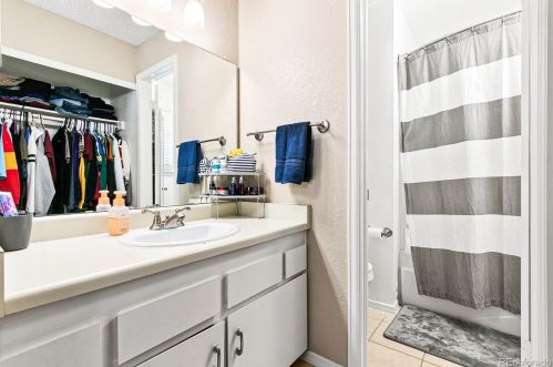 4079 Nucla Way, Aurora CO 80013-2913 exterior