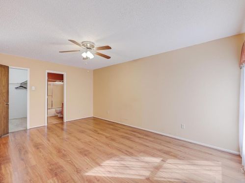 2602 Holy Cross Ln, Garland TX 75044-4673 exterior