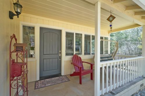 5272 Twin Cedars Dr, Swansboro Country, CA 95667-8862