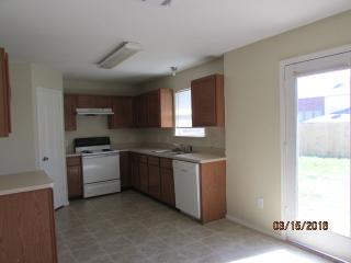 617 Redwing Dr, Fort Worth TX  76131-2906 exterior