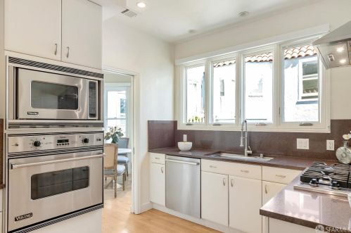 2255 Clay St, San Francisco CA  94115-1929 exterior
