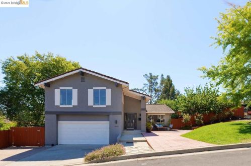 2407 Pinon Ct, Pacheco, CA 94553-3323