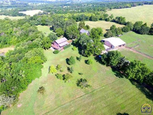 640 200th Rd, Overbrook, KS 66524-8924