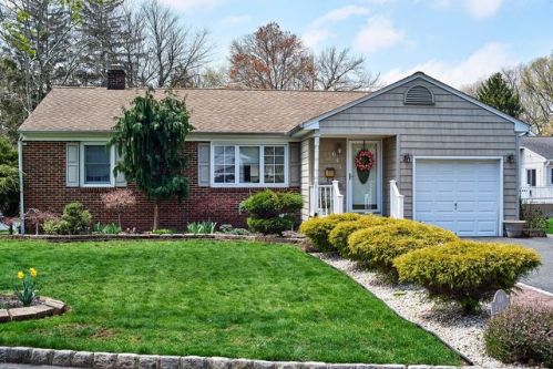 644 Keller Pl, Rahway, NJ 07065-1708