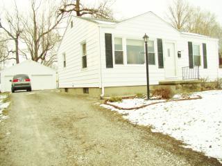 523 Herndon St, Springfield, IL 62702-4918