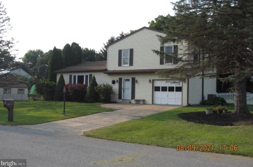 1304 Fenwick Dr, Harrisburg, PA 17110-3005