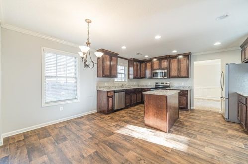 659 Peachtree Rd, Jefferson GA  30549-1558 exterior