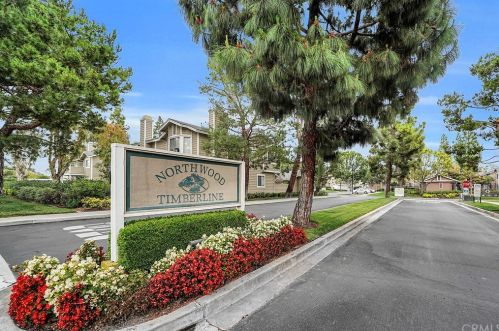 18 Monroe, Irvine CA  92620-3637 exterior