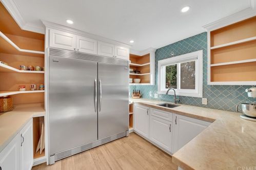 8588 Trinity River Cir, Santa Ana CA 92708-5535 exterior