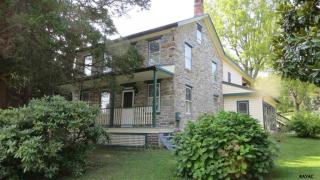 1733 Ridgewood Rd, York, PA 17406-1835