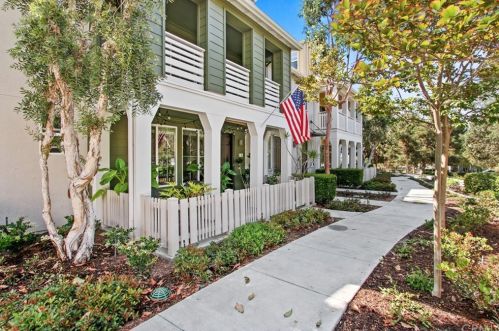 4 Platinum Cir, San Juan Capistrano, CA 92694-1348