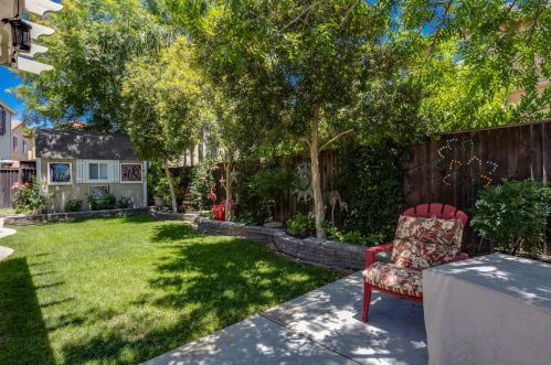 573 Stetson Dr, Valley Home CA  95361-8689 exterior