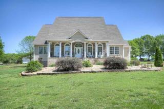 104 Lyons Ct, Simpsonville, SC 29681-4439