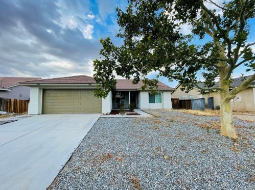 11362 Dartmouth Ct, El Mirage, CA 92301-3605