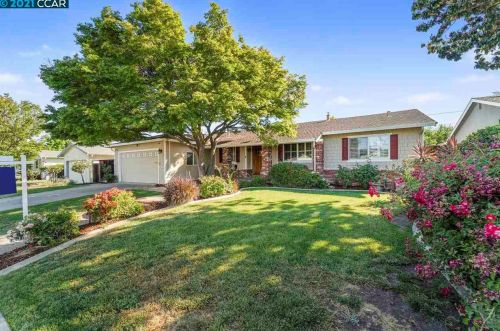 732 San Simeon Ct, Concord CA  94518-2316 exterior