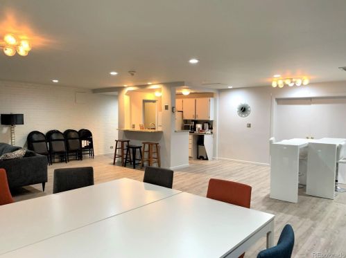 700 Washington St, Denver CO  80209-4312 exterior