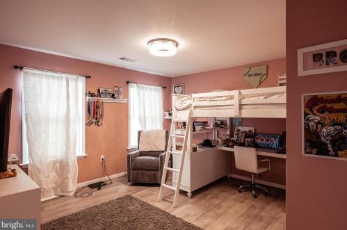 125 Gap Vw Blvd, Harpers Ferry WV 25425-3003 exterior