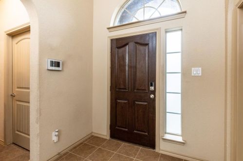 353 Branding Iron Trl, Fort Worth TX  76131-4582 exterior