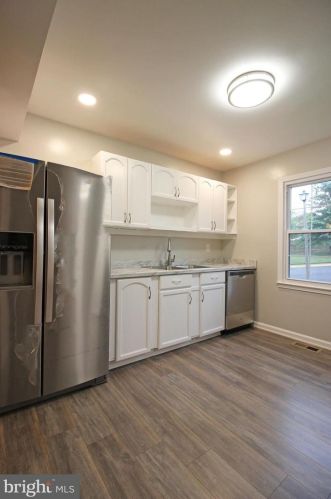12471 Skipper Cir, Woodbridge, VA 22192-2351