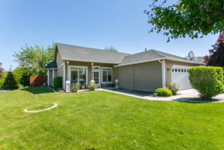 8601 Klamath Ave, Kennewick WA  99336-8160 exterior