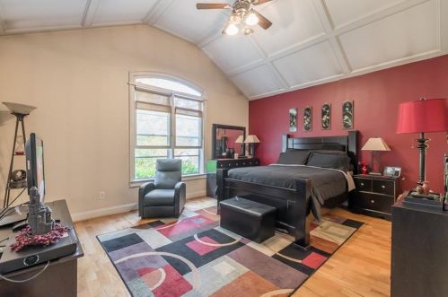 1758 Marietta Rd, Atlanta GA  30318-2735 exterior