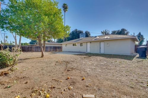 8815 Brunswick Ave, Riverside CA  92503-2754 exterior