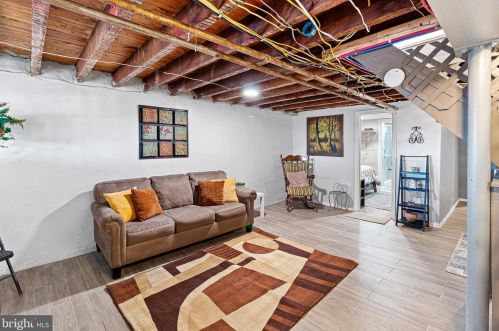 5709 Front St, Philadelphia PA  19120-2403 exterior