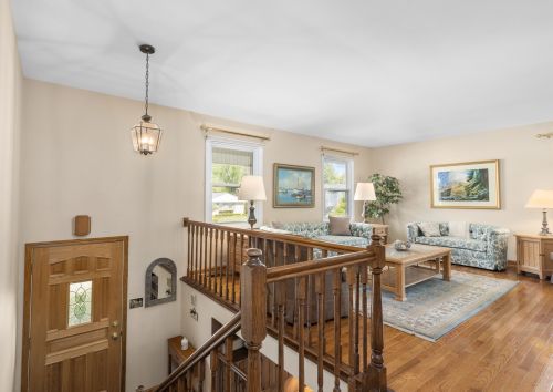 993 Alden Ln, Buffalo Grove, IL 60089-1302
