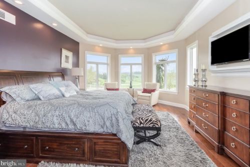 253 Bonnybrook Rd, Carlisle PA 17013-4214 exterior