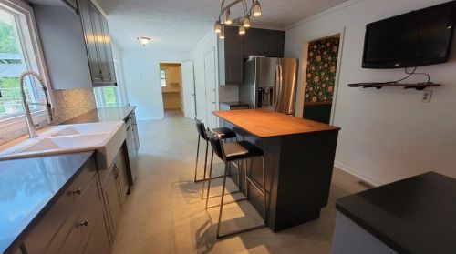 2507 Sugar Pike Rd, Holly Springs, GA 30115-4924