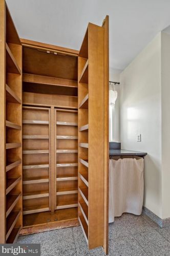 36 Bear Brook Rd, Princeton NJ  08540-6216 exterior