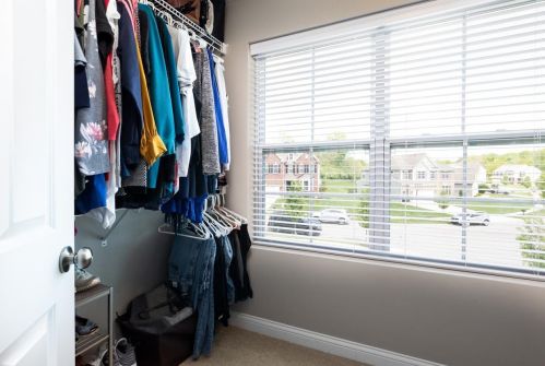 963 Burgess Ct, Cincinnati OH 45245-7022 exterior