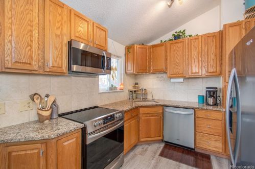 18947 61st Ave, Denver CO 80403-2103 exterior