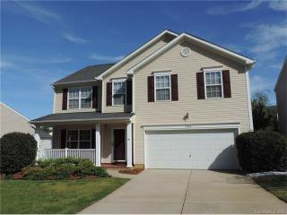 3843 Cameron Creek Dr, Matthews, NC 28105-6770
