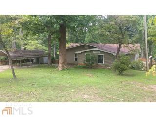 150 Saint Michael Dr, Lavonia, GA 30553-2243