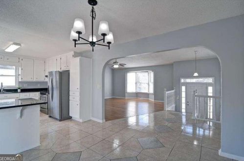 1192 Mountain Springs Dr, Kennesaw GA  30144-5611 exterior