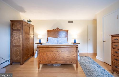 221 Clearview Rd, Hanover PA 17331-1311 exterior