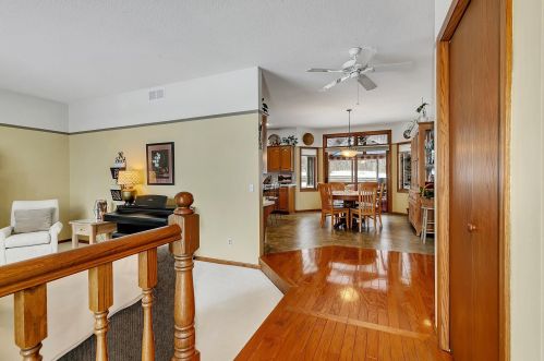 1920 Linda Ln, Saint Cloud, MN 56301-4968