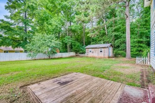 202 Farmbrook Pkwy, Stockbridge GA  30281-1157 exterior