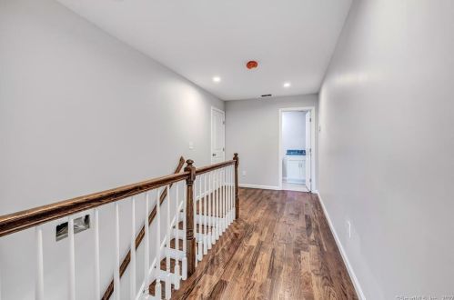 96 Long Hill Cross Rd, Huntington CT  06484-4755 exterior