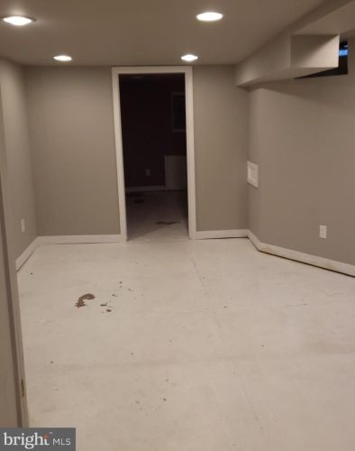 1940 23 St, Philadelphia PA 19145-2601 exterior