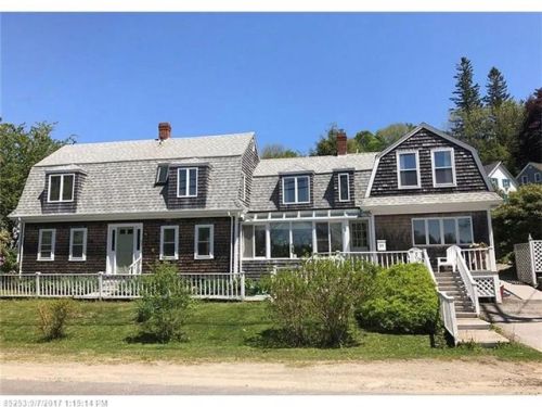 39 Water St, Thomaston, ME 04861-3737