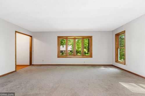 7360 130th St, Saint Paul MN  55124-9501 exterior