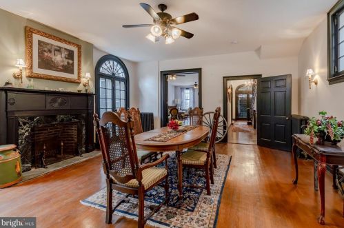 231 Orange St, Lancaster PA  17602-2914 exterior