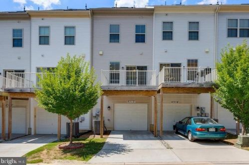 4512 Potomac Highlands Cir, Triangle VA  22172-1791 exterior