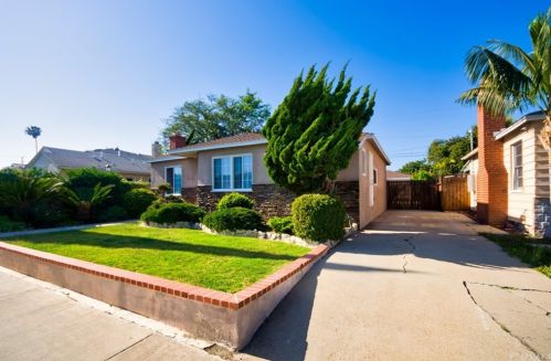 4847 139th St, Hawthorne, CA 90250-6548