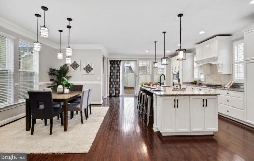 8810 Gunston St, Fulton MD  20759-2308 exterior