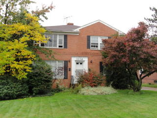 3006 Warrensville Center Rd, Cleveland OH  44122-2903 exterior