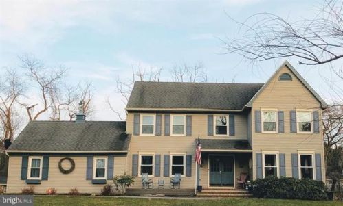 16 Van Nostrand Ct, Trenton, NJ 08691-3651