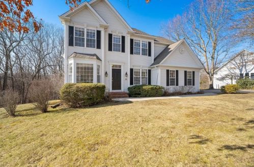 63 Castle Rocks Rd, Warwick, RI 02886-9534